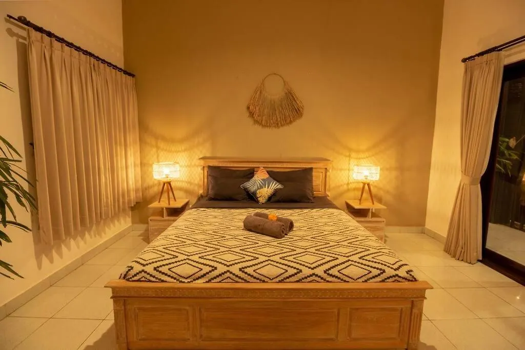 Lush Tropical Haven - 10 Minute Walk To Seminyak Beach インドネシア