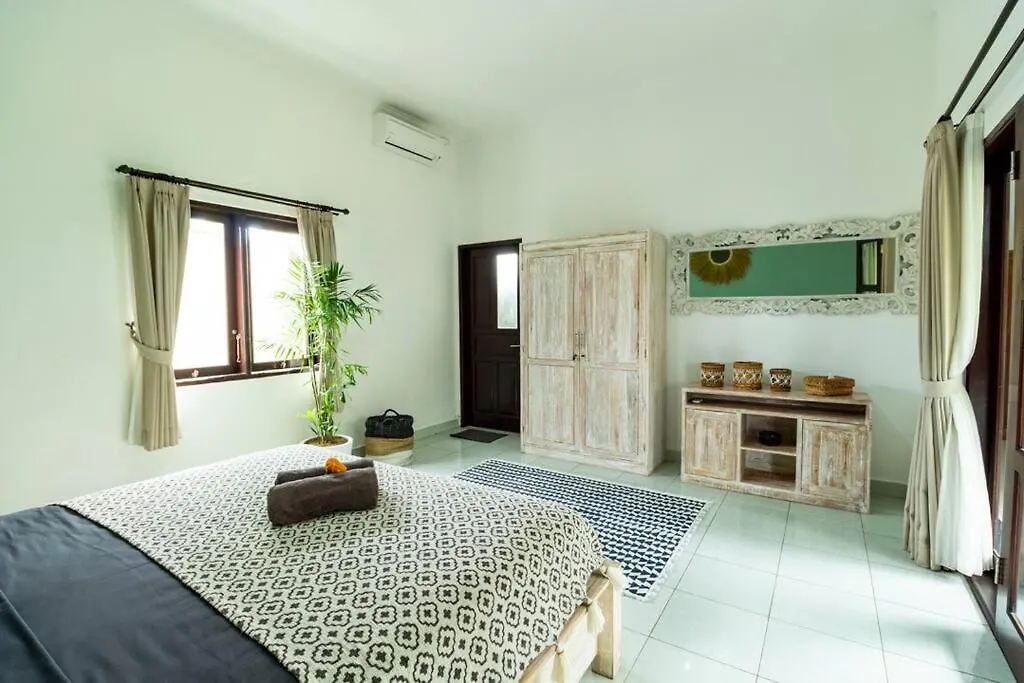 Lush Tropical Haven - 10 Minute Walk To Seminyak Beach 0*, スミニャック