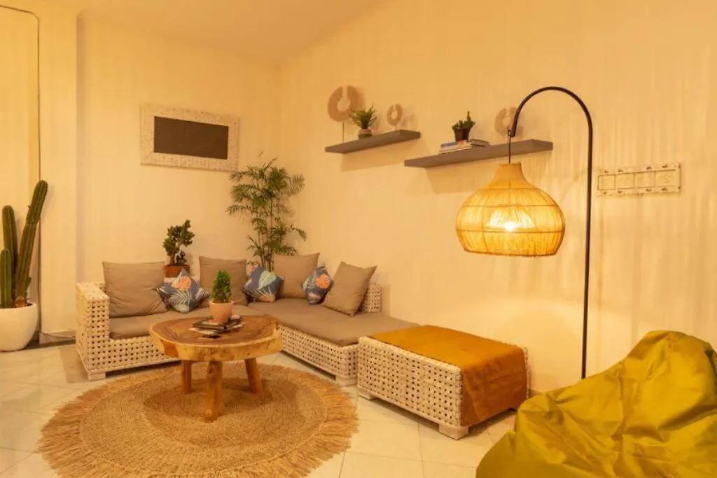 ヴィラ Lush Tropical Haven - 10 Minute Walk To Seminyak Beach