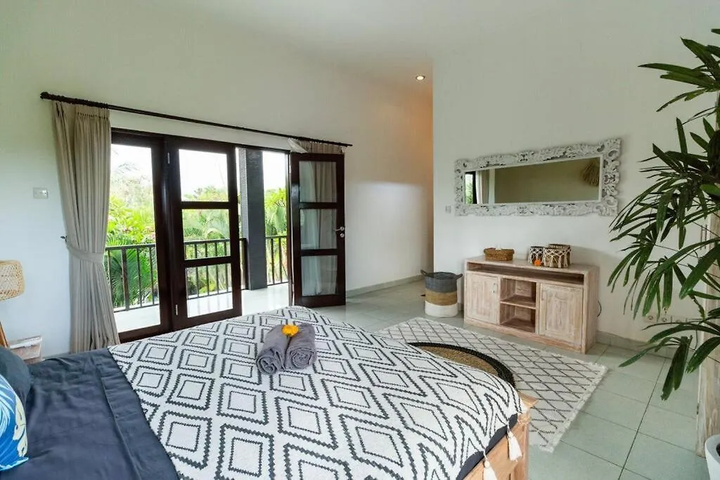 Lush Tropical Haven - 10 Minute Walk To Seminyak Beach 0*, スミニャック